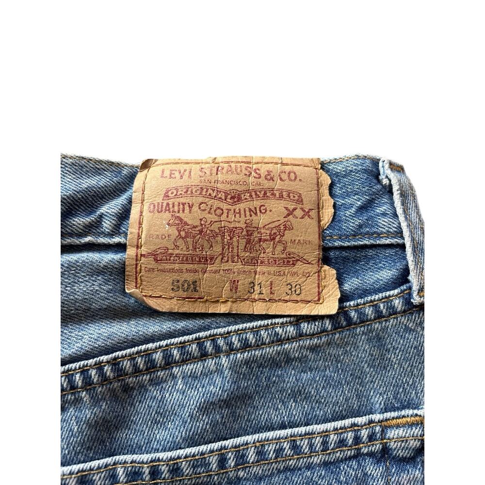 Vintage Levi's 501 light wash jeans W31 L30 - Picture 2 of 10